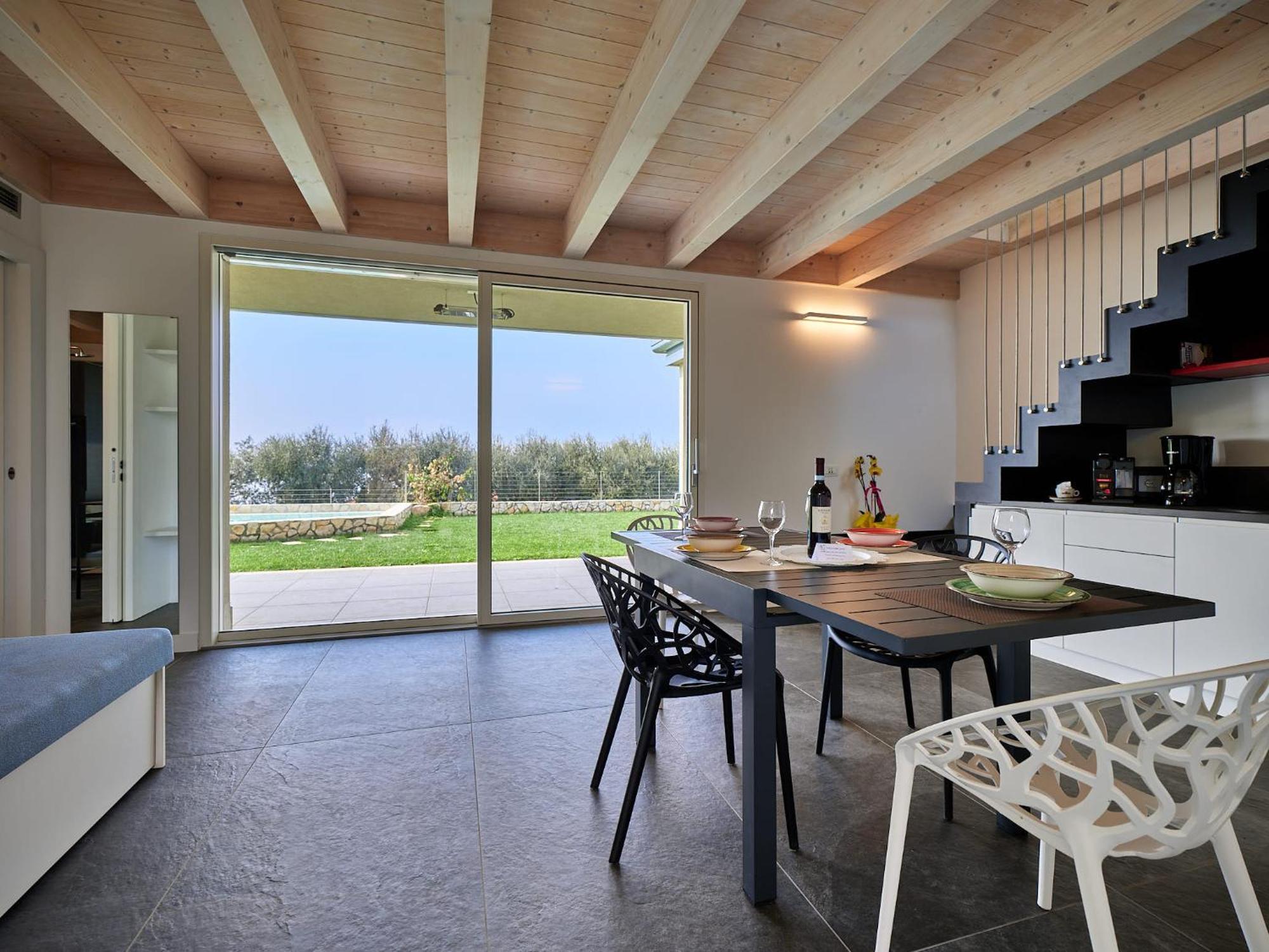 Villa Sunny Lake Suites Bardolino Exteriör bild