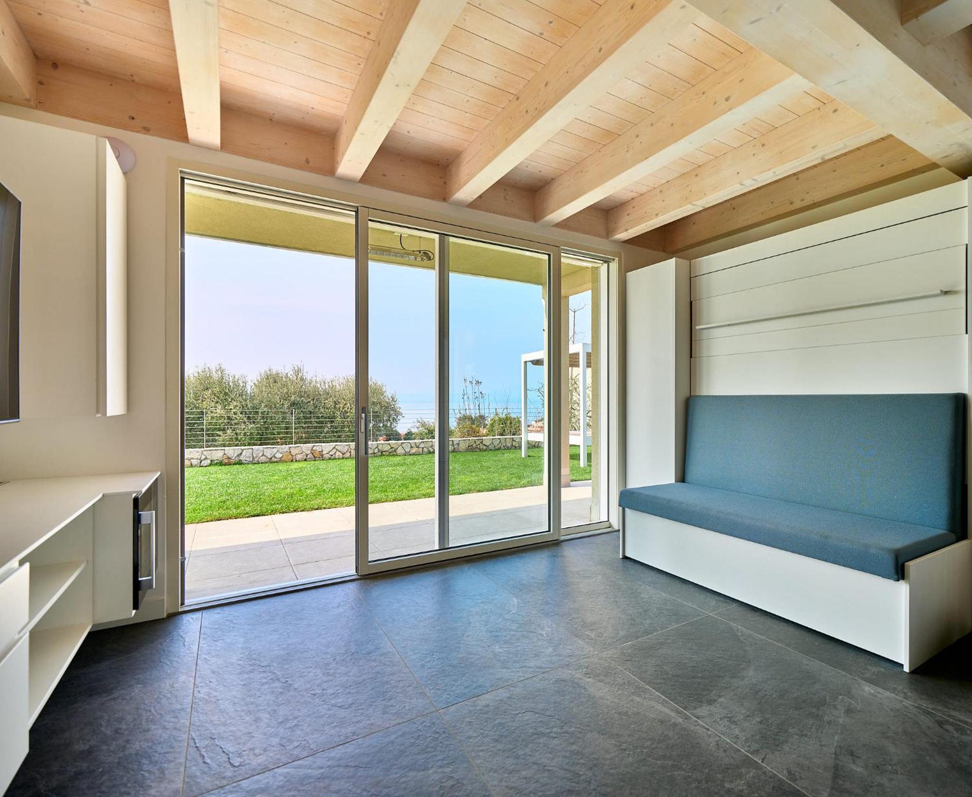 Villa Sunny Lake Suites Bardolino Exteriör bild