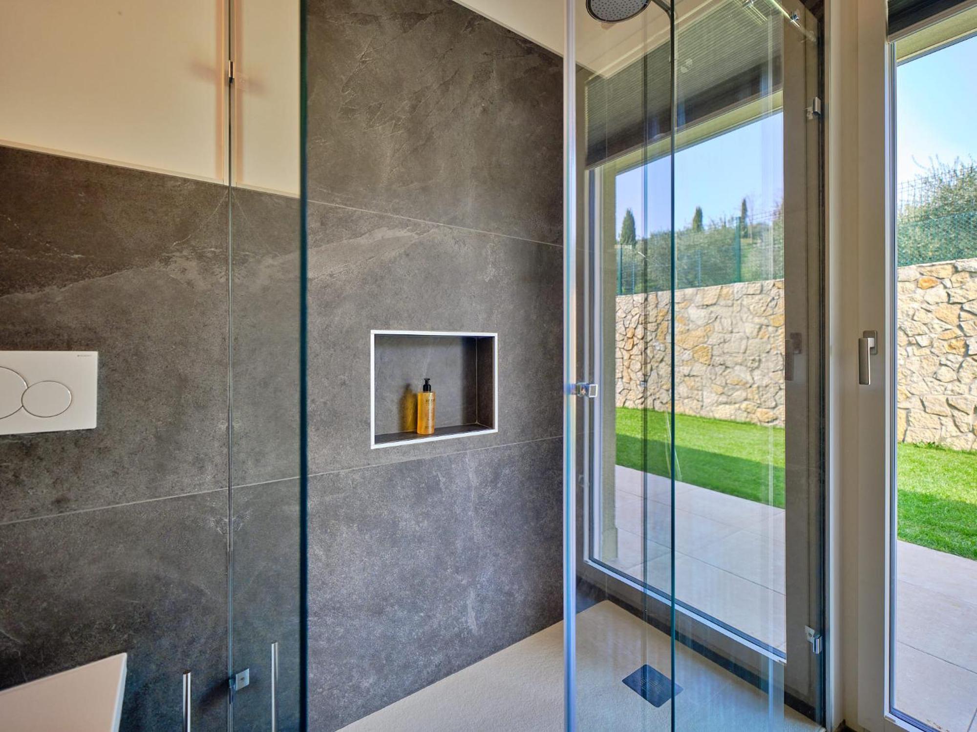 Villa Sunny Lake Suites Bardolino Exteriör bild